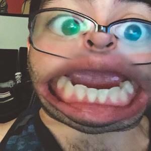 Meet your Posher, Eric